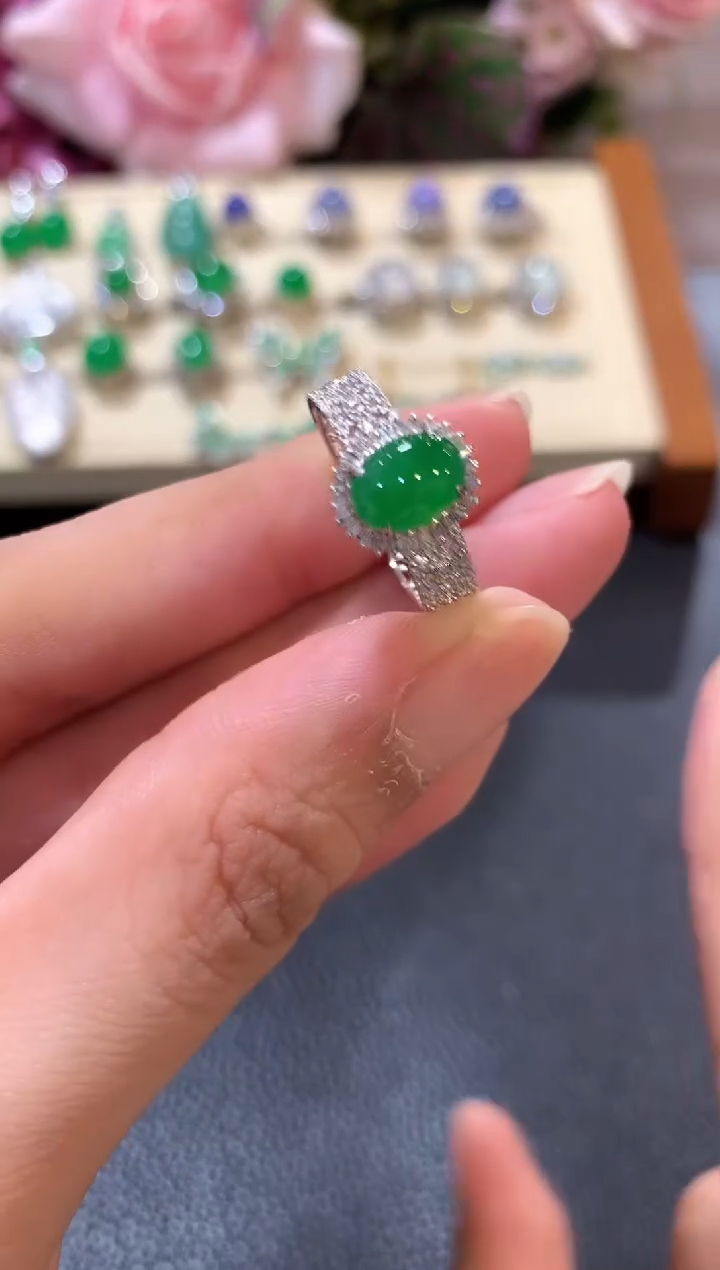 18K金镶嵌戒指翡翠z31  