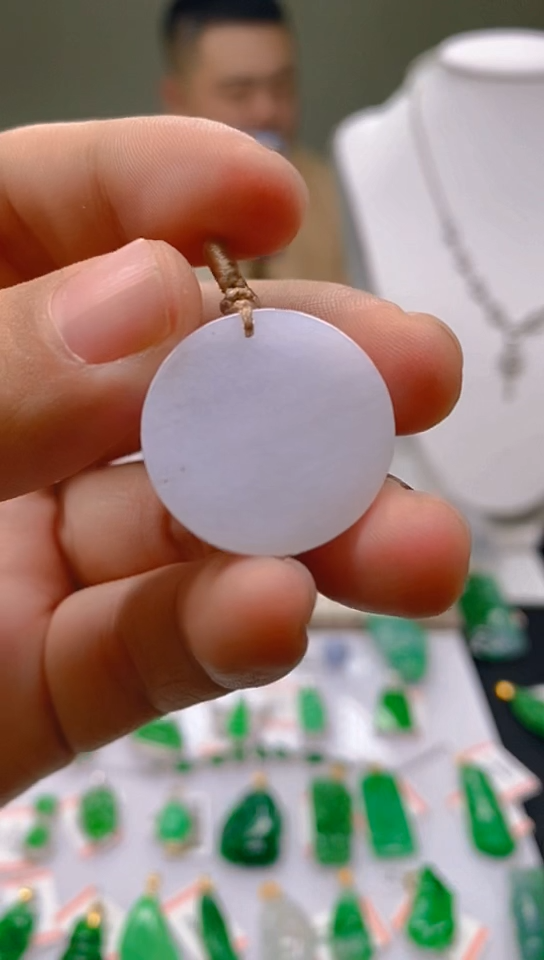 【闪购商品】翡翠颈饰未镶嵌新号开播，全场乱卖