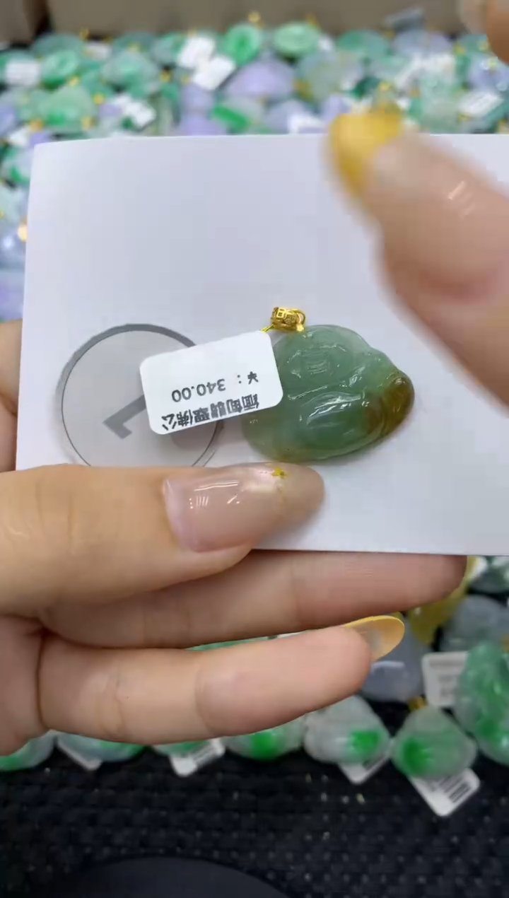 颈饰未镶嵌翡翠天然麻烦翡翠A货