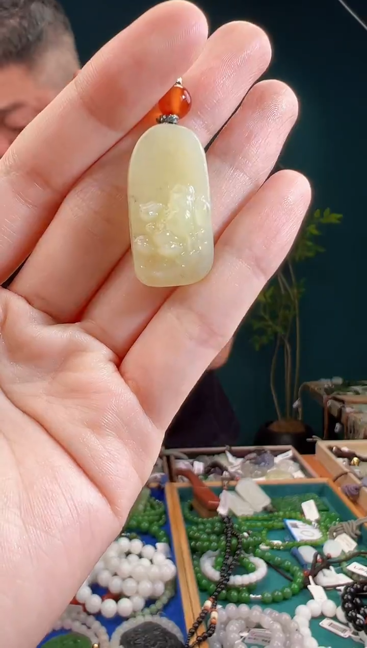 颈饰未镶嵌和田玉一物一证 拍一单发一个