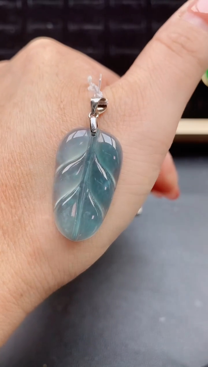 【闪购商品】翡翠吊坠(赠链)银S925镶嵌5085850