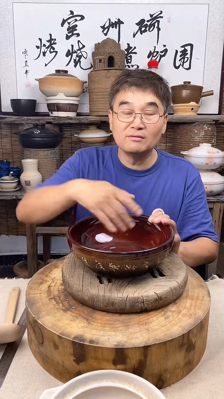 陶高浮雕汤盆和面盆