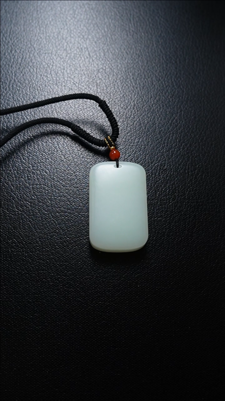 【闪购商品】和田玉颈饰未镶嵌无事牌