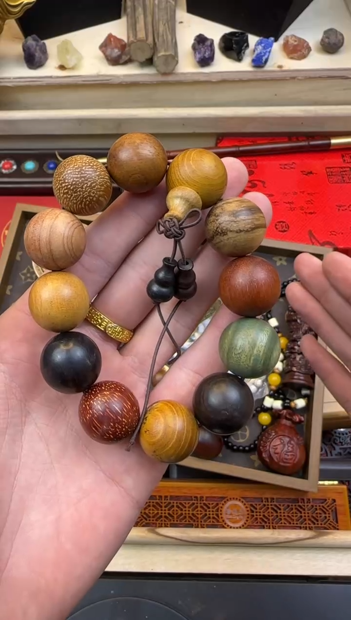 木【闪购商品】多宝手串