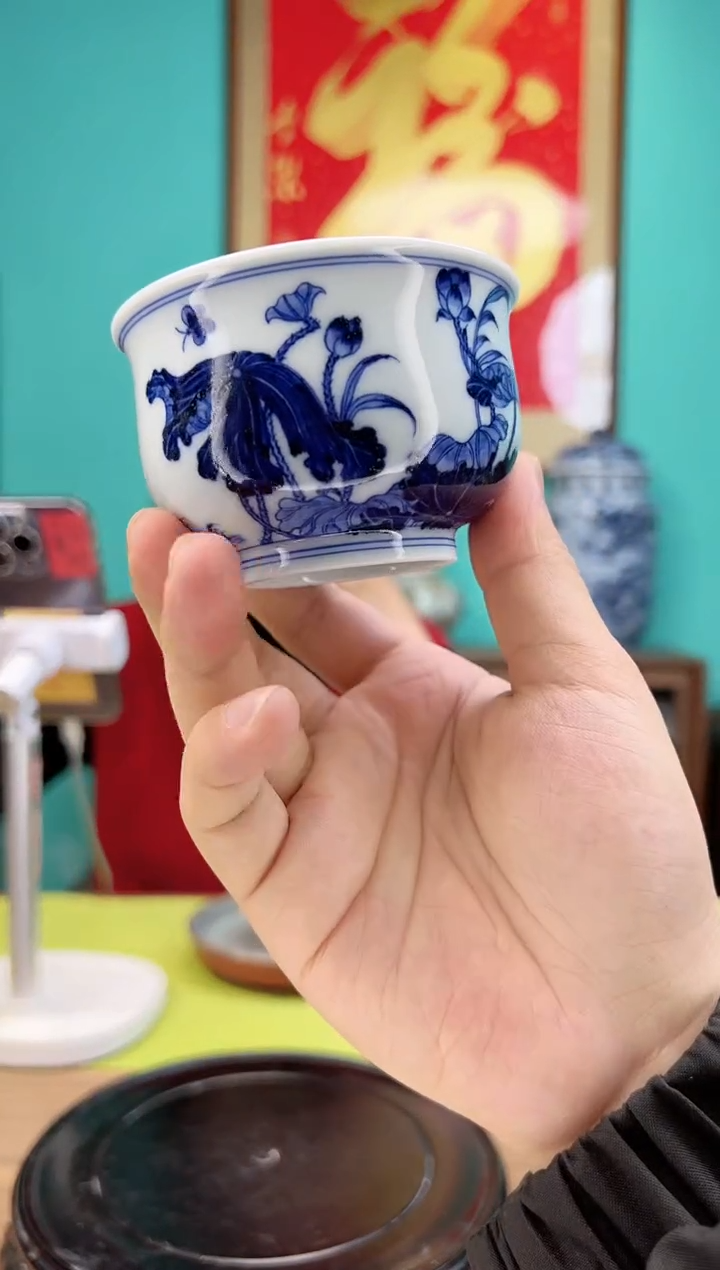 【闪购商品】杯青花荷花炉式杯         