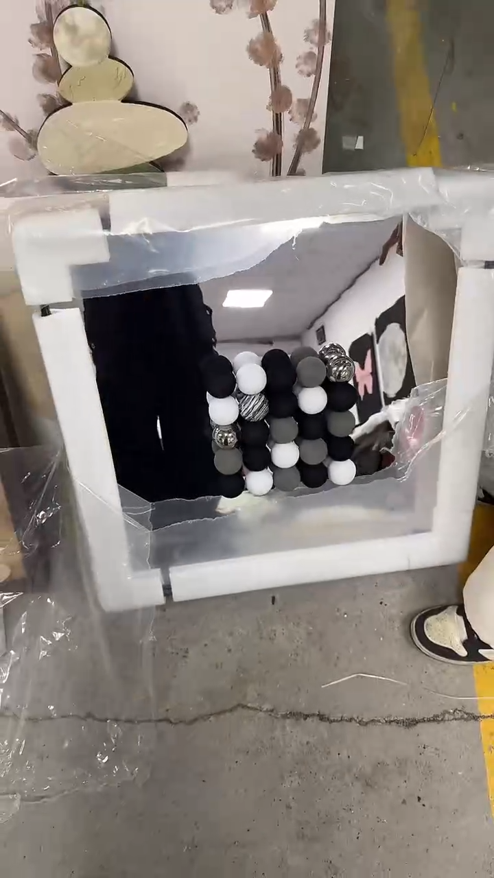 仓库清仓画       默认瑕疵