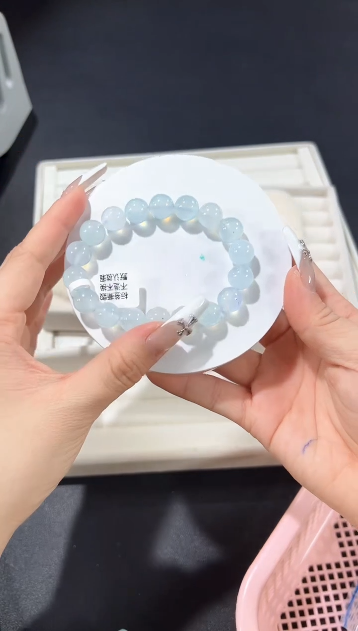 无无32h多样性发其一【1条】默认微瑕