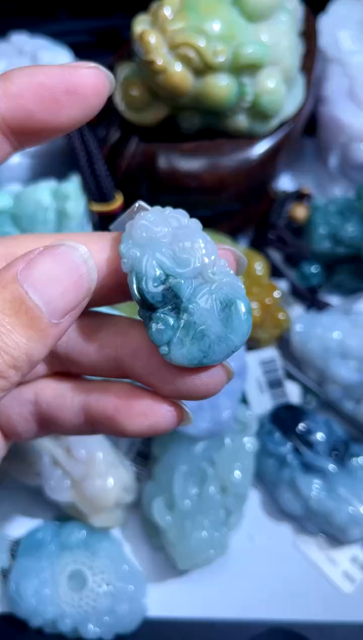 翡翠未镶嵌吊坠(不含链)00000294