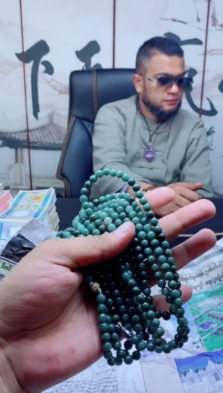 【闪购商品】定制翡翠未镶嵌纯天然缅甸A货翡翠 多样性发货只发其一