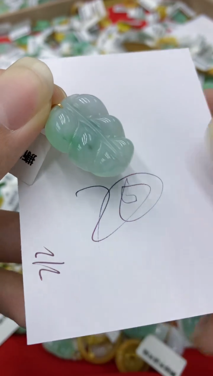 翡翠未镶嵌颈饰号链接111111111