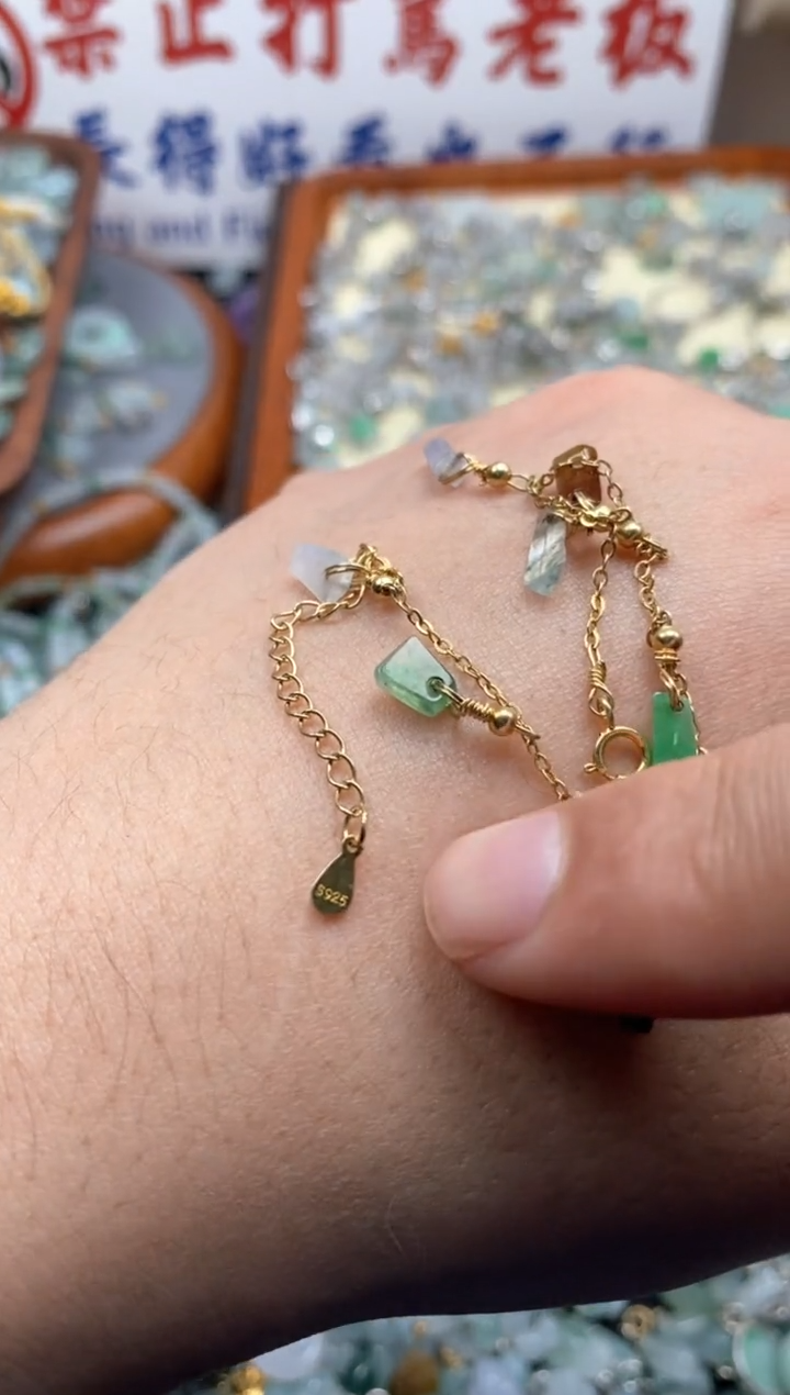 【闪购商品】翡翠颈饰未镶嵌哥哥