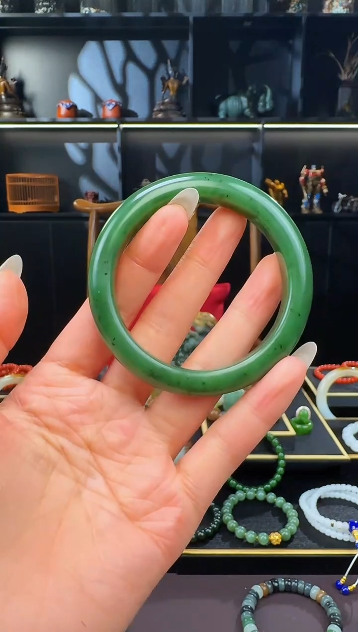 颈饰未镶嵌和田玉碧玉手镯57mm