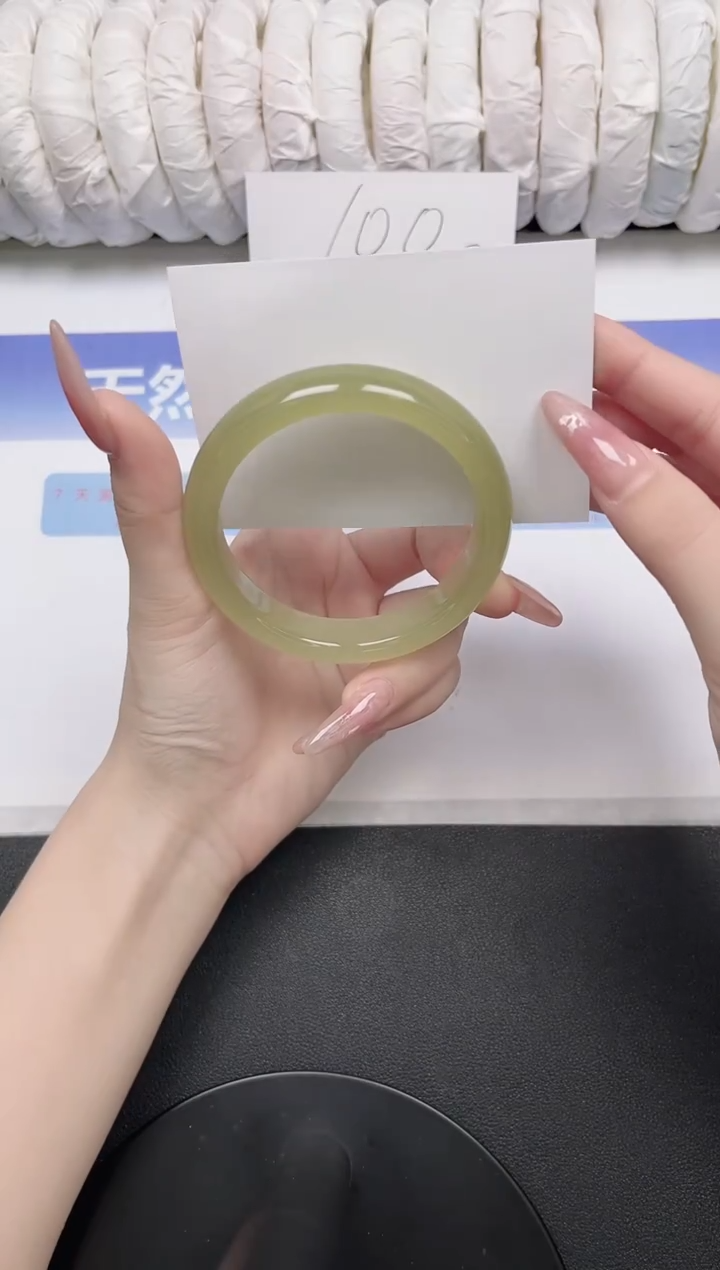 未镶嵌手镯石英质玉22-58