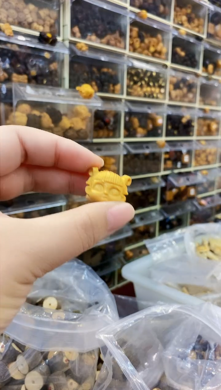 【闪购商品】非洲檀香无事牌哪吒