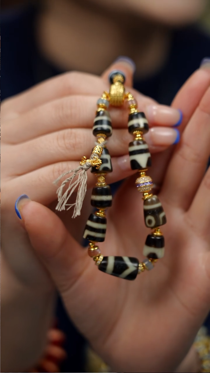 未镶嵌手链玛瑙/玉髓（覆膜）条纹玛瑙  只发其一