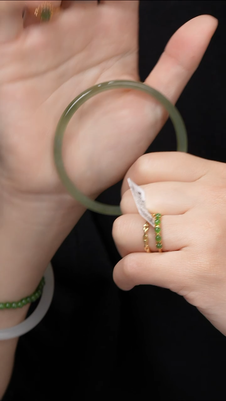 和田玉手镯未镶嵌01-4