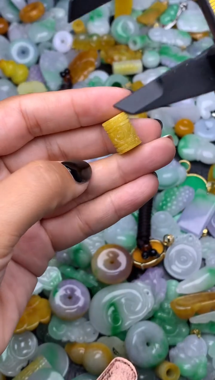 翡翠未镶嵌颈饰天然缅甸翡翠吊坠