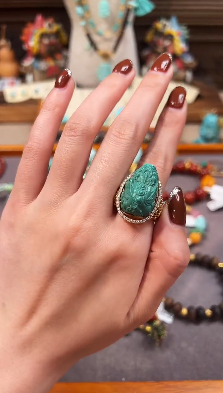 18K金镶嵌绿松石戒指貔貅戒指