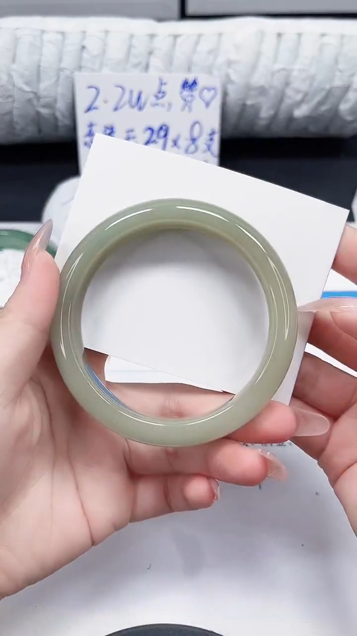 未镶嵌手镯石英质玉145-60