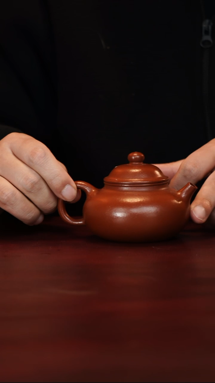 茶壶紫砂开**?何华林--手工--容天