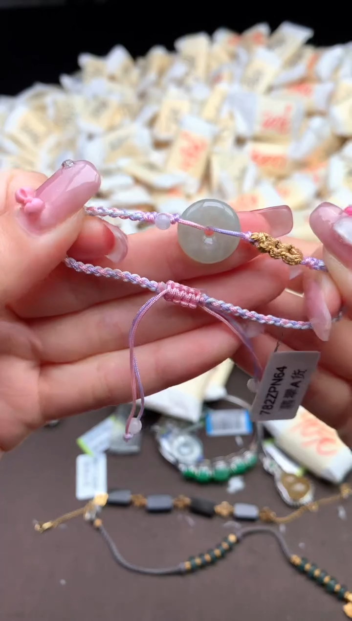 【闪购商品】翡翠手绳未镶嵌一