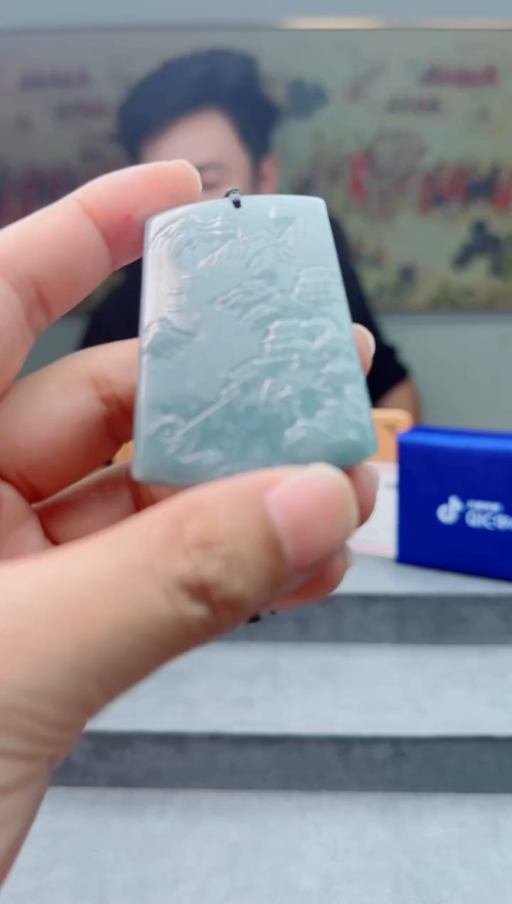 【闪购商品】翡翠颈饰未镶嵌1111111111