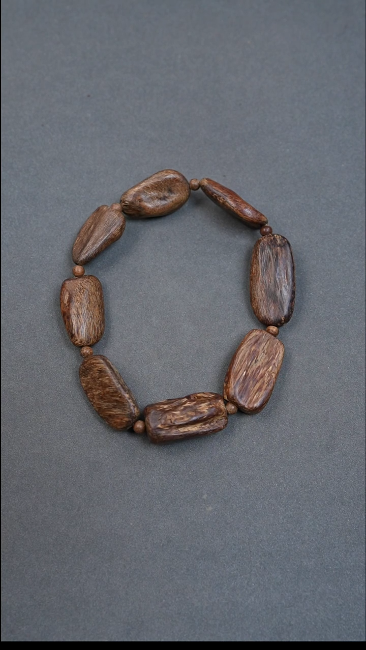 沉香沉香碎屑马尼涝沉水随行12.08g