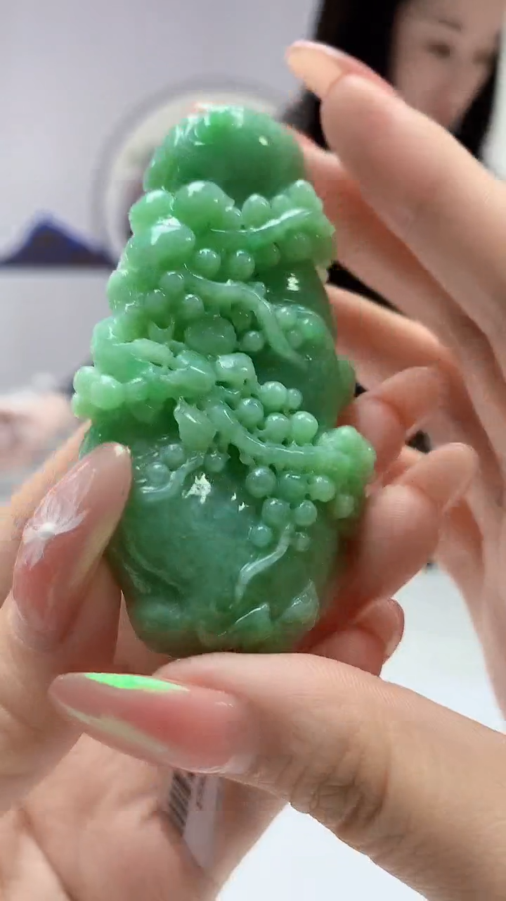 【闪购商品】定制翡翠未镶嵌4852DD-毛货挂件161