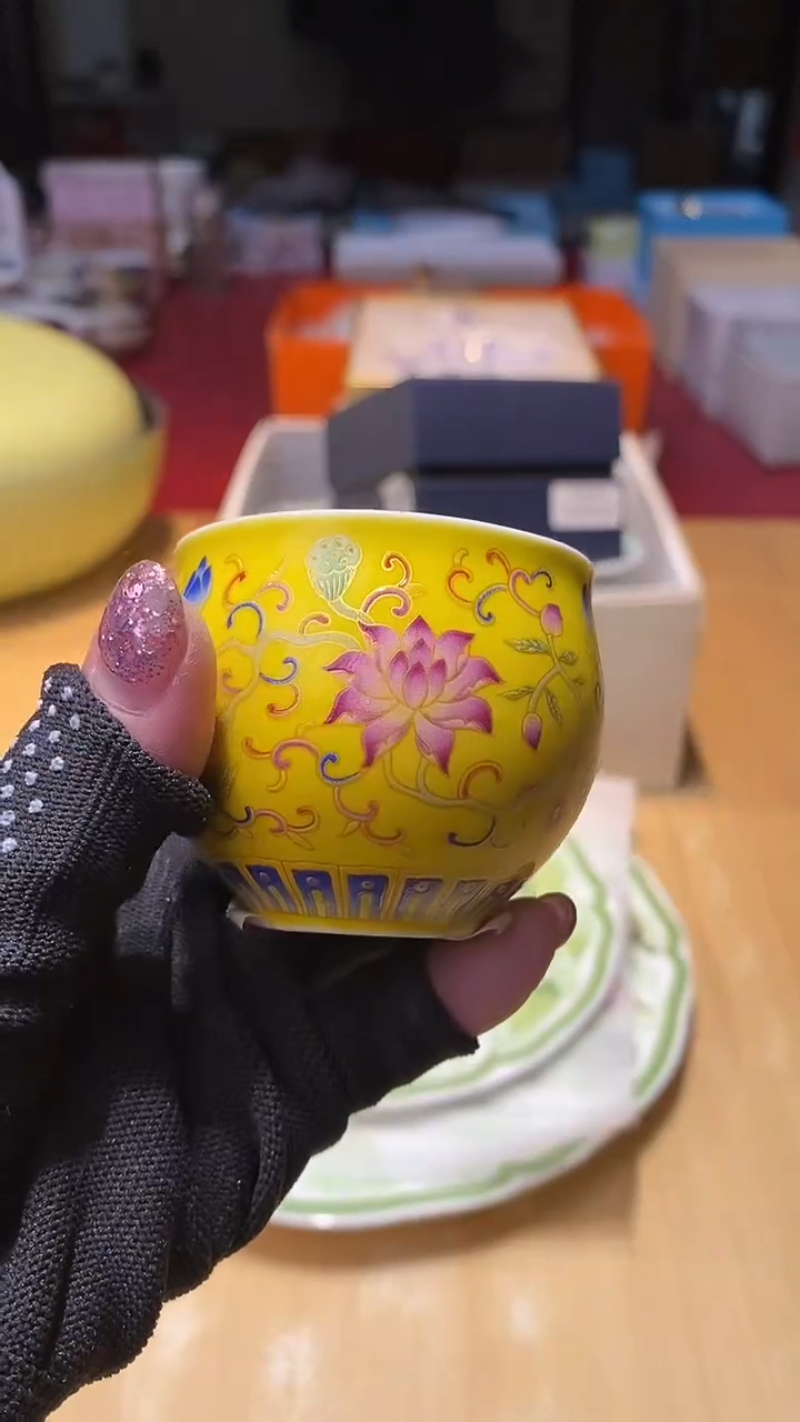 瓷片生活的本意是开心啊@@1