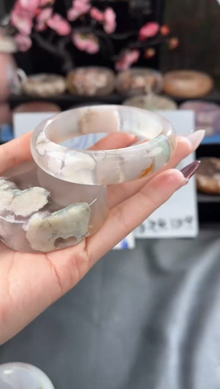 【闪购商品】玛瑙/玉髓手镯未镶嵌56