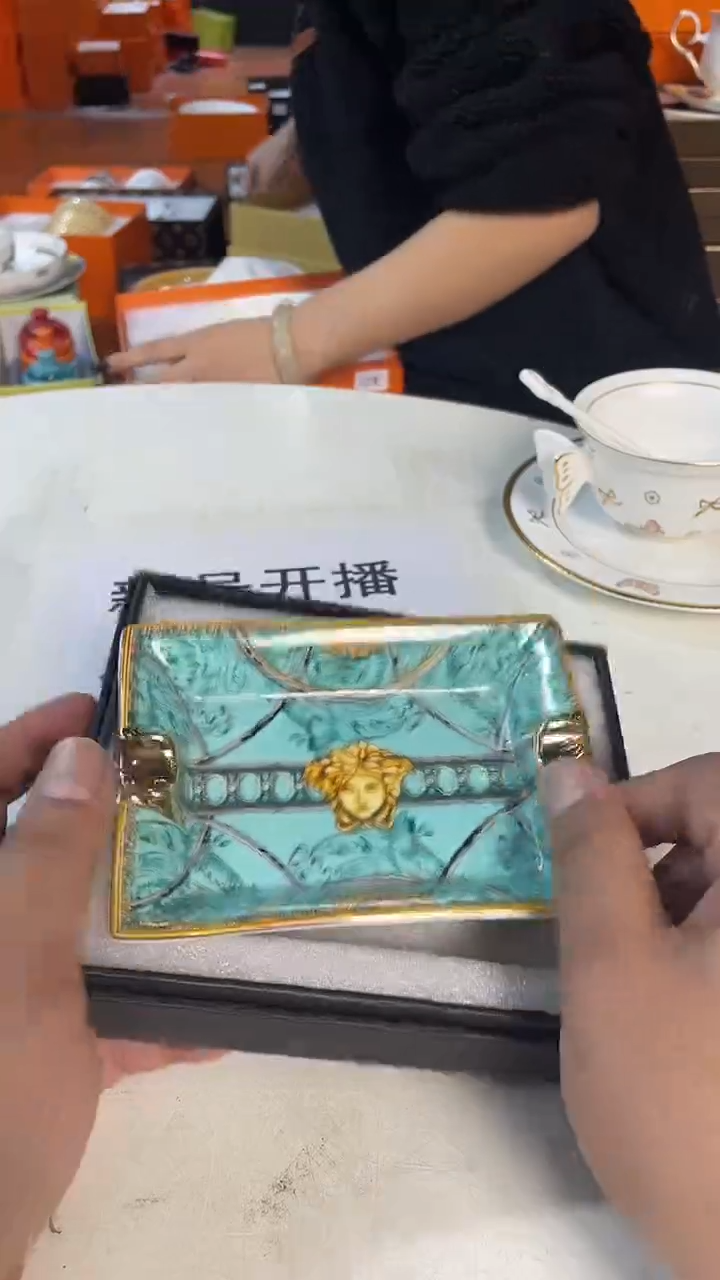 杯鸿辉家品牌瓷器，京东包邮！