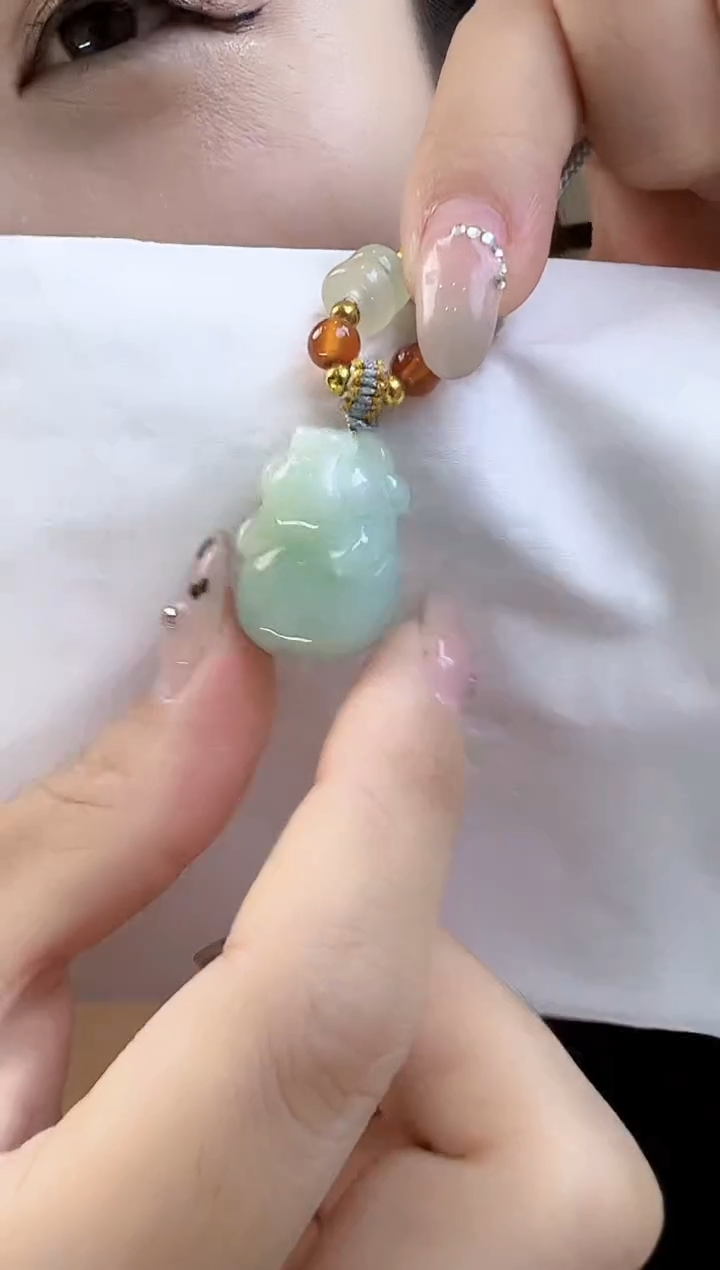 吊坠(不含链)未镶嵌翡翠小猪