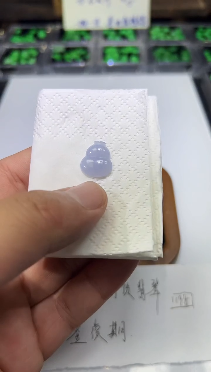 裸石翡翠天然缅甸A货翡翠一件