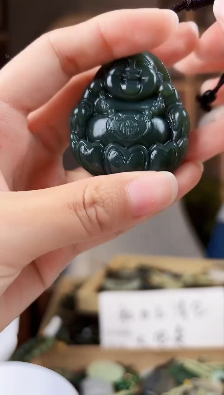 颈饰未镶嵌和田玉拍一发一，多样性发货