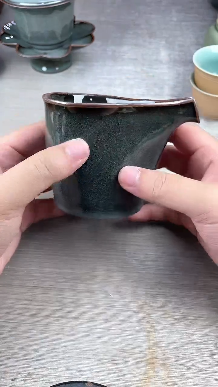 青瓷仓储福利清仓