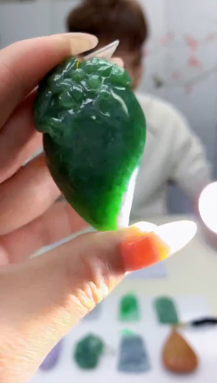 【闪购商品】定制翡翠未镶嵌4868jj-毛货挂件60