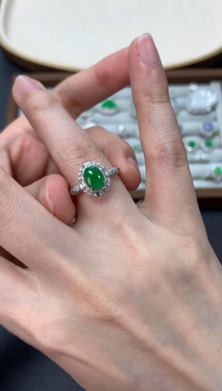 【闪购商品】翡翠戒指18K金镶嵌戒指7500