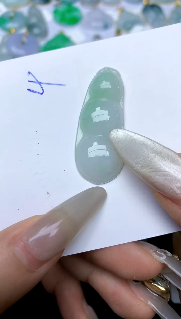 【闪购商品】翡翠颈饰未镶嵌4天然A货翡翠