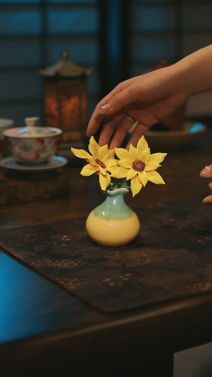 陶瓷一套景德镇高温釉下彩绘设计师款式