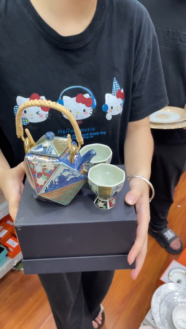 杯鸿辉家品牌瓷器，京东包邮！