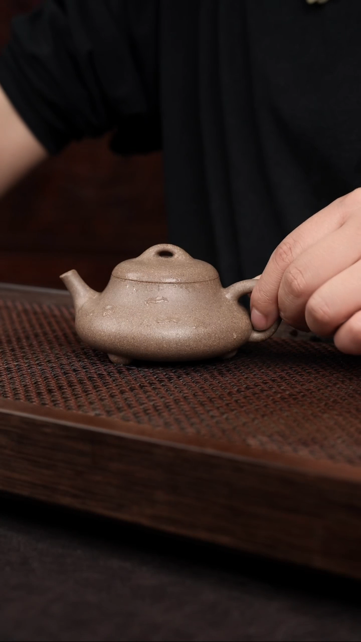 【闪购商品】紫砂茶壶高温红降坡儒瓢【带矿标证书】