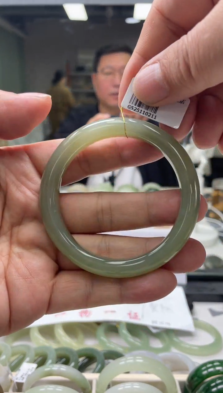 【闪购商品】和田玉手镯未镶嵌58-60圈口0211