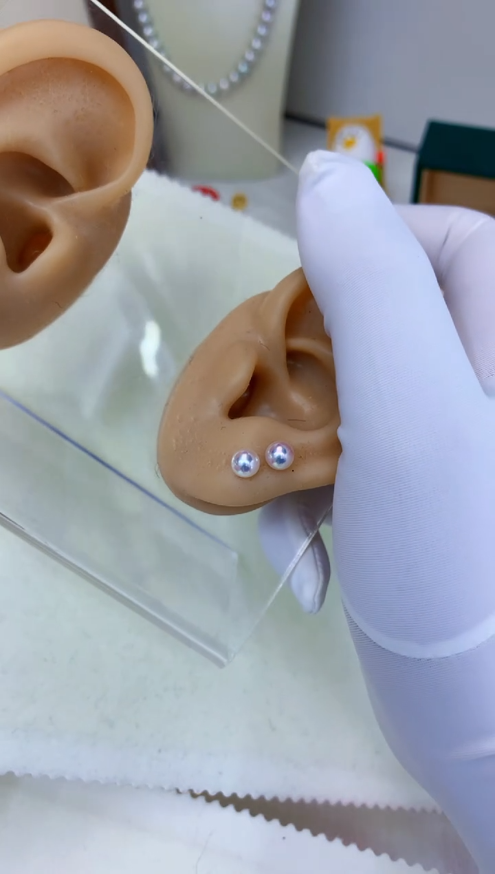 18K金镶嵌海水珍珠饰品5-6素钉定制