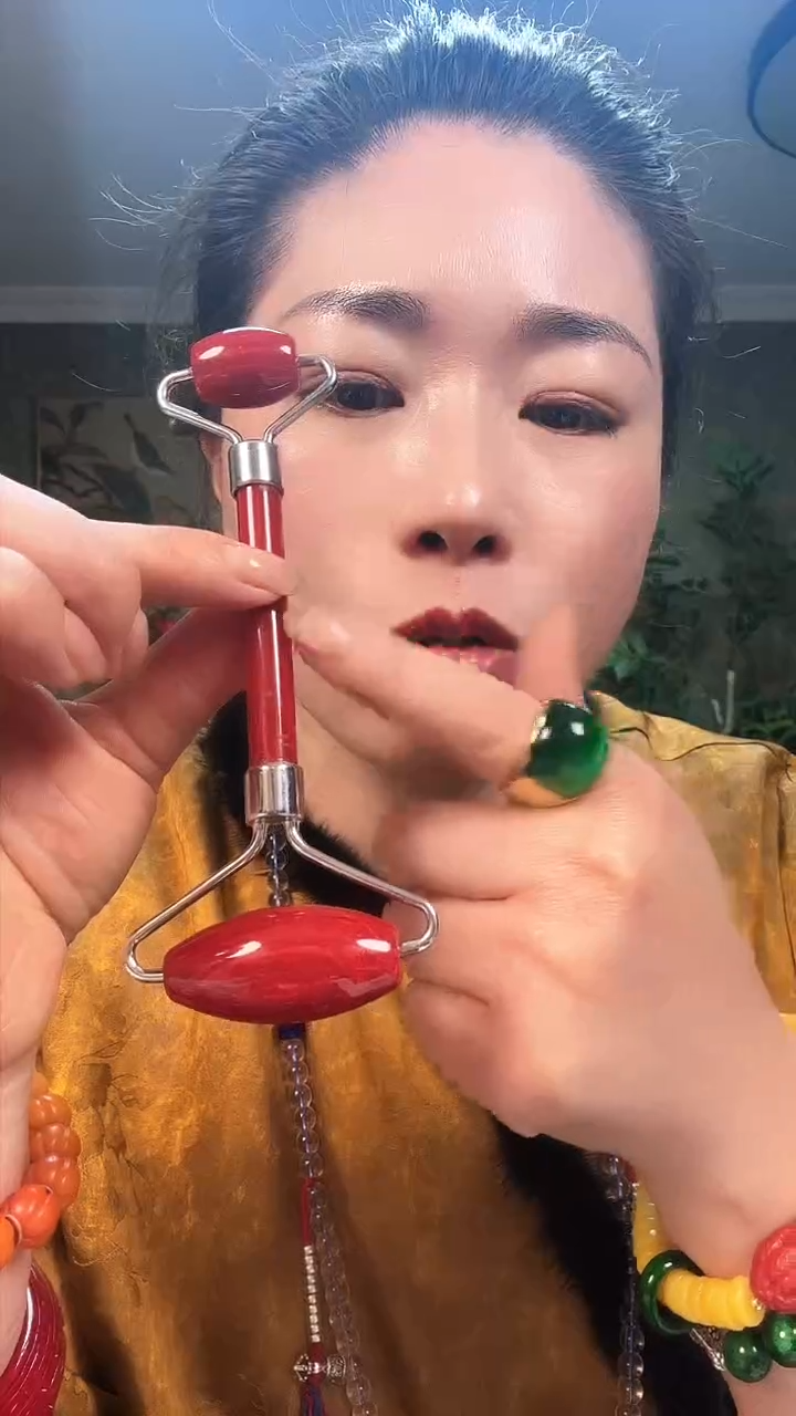 【闪购商品】树脂制品0000000T632