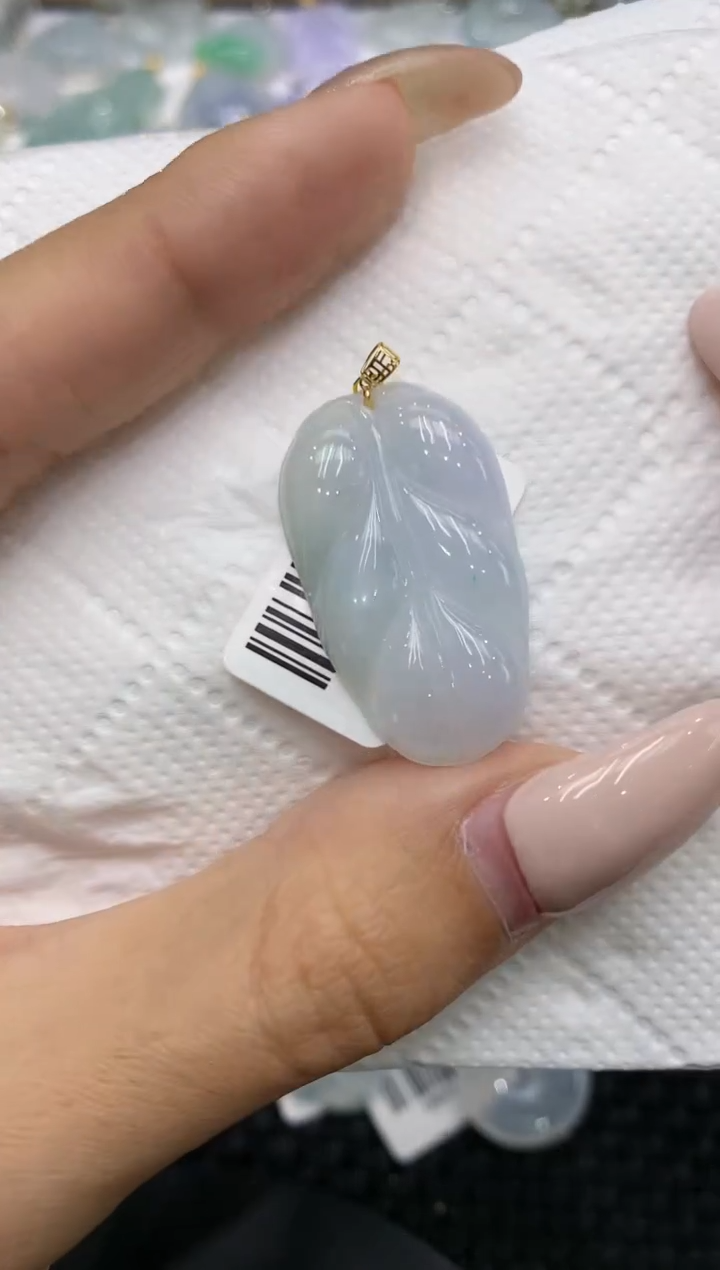 颈饰18K金镶嵌翡翠111111111111