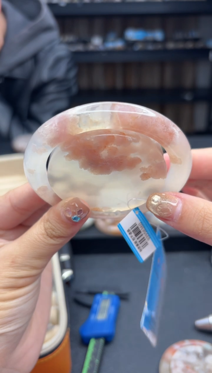 【闪购商品】石英质玉手镯未镶嵌466（59圈赠送镯心）