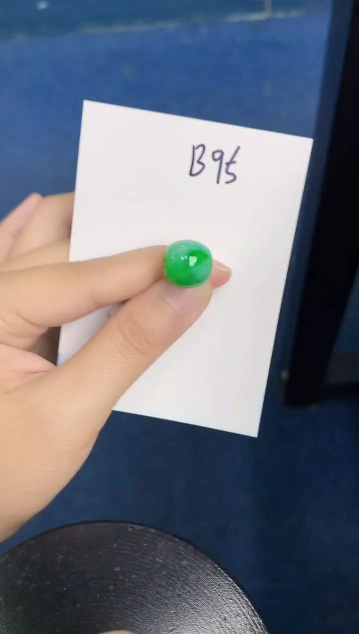 【闪购商品】翡翠颈饰未镶嵌000000000