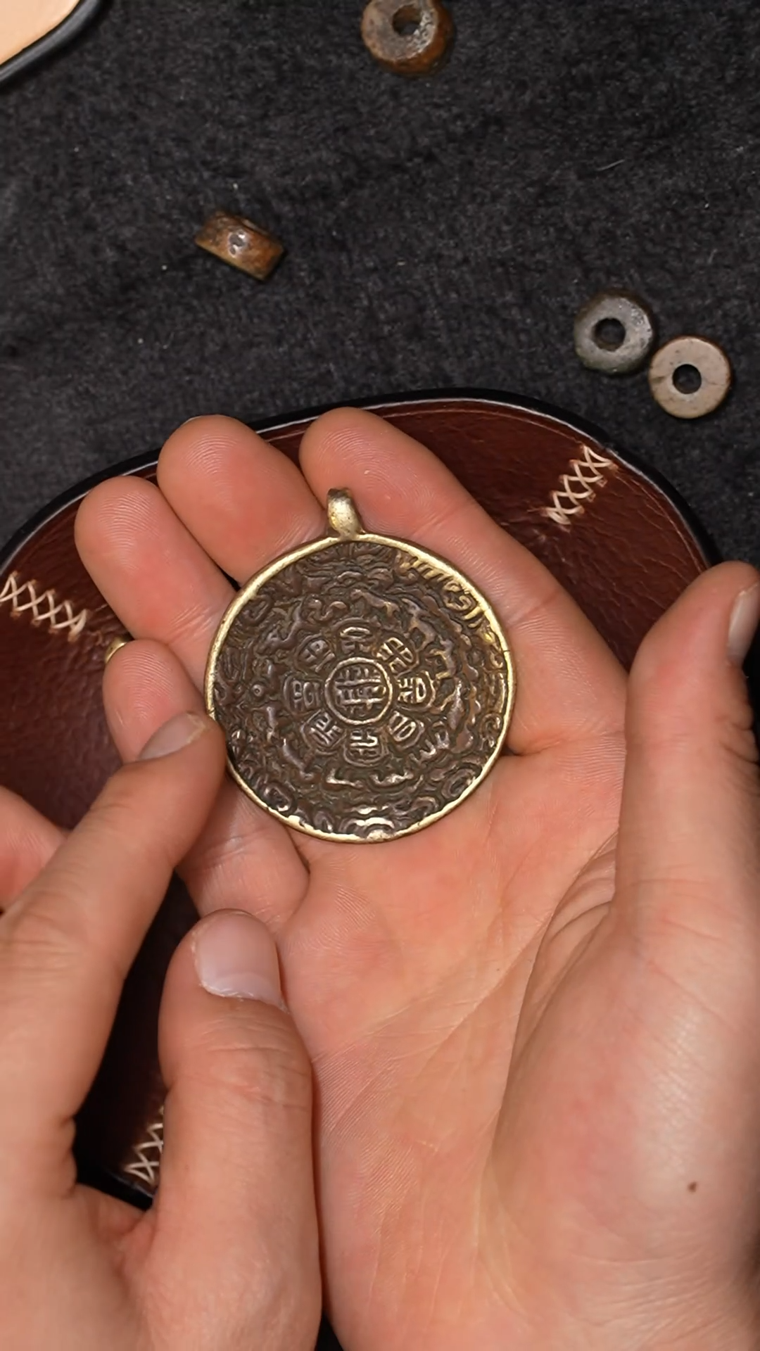 【闪购商品】冲赛康胡子哥，藏传九宫八卦牌131