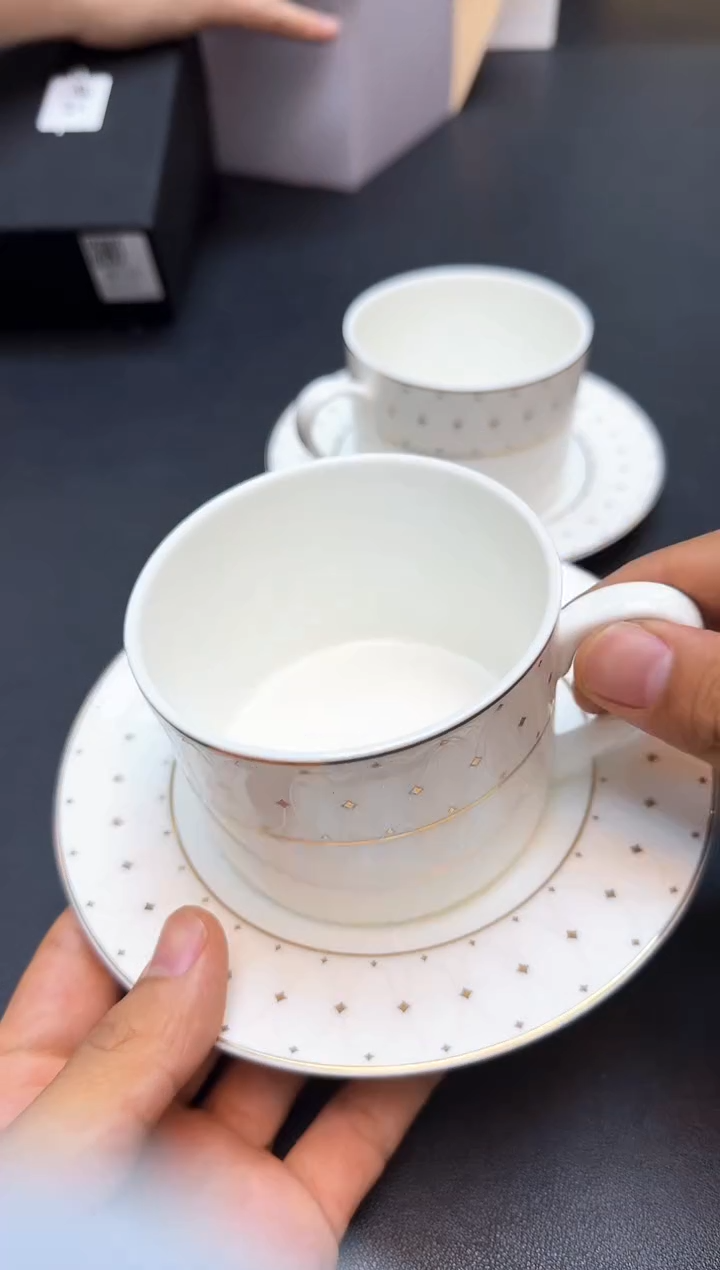 瓷片全新正品一件不留@@Y273