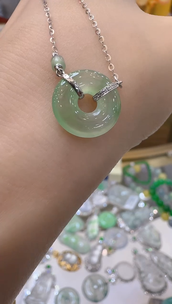 翡翠18K金镶嵌套链多样性团购发一件